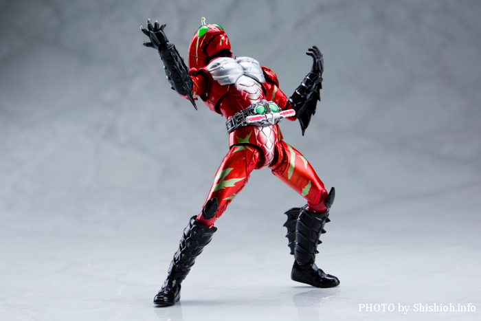 今日のS.H.フィギュアーツ! 仮面ライダーアマゾンアルファ Amazon限定Ver.