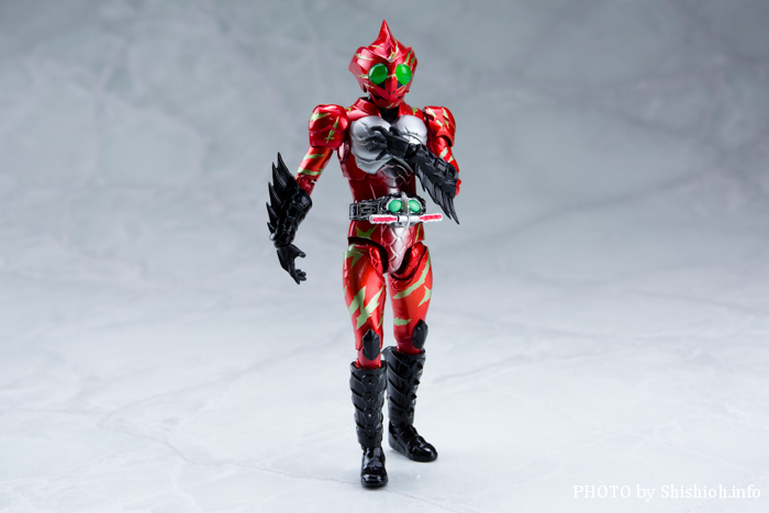 今日のS.H.フィギュアーツ! 仮面ライダーアマゾンアルファ Amazon限定Ver.